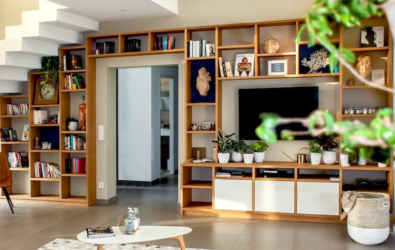 custom built in bookshelves